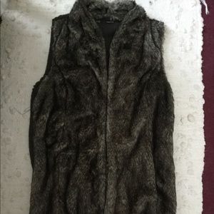Maurice’s Brown Fur Vest!